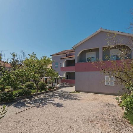 Nice Apartment In Zadar With Kitchen Exterior photo